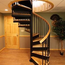 Винтовая лестница в деревянном доме (75 фото)